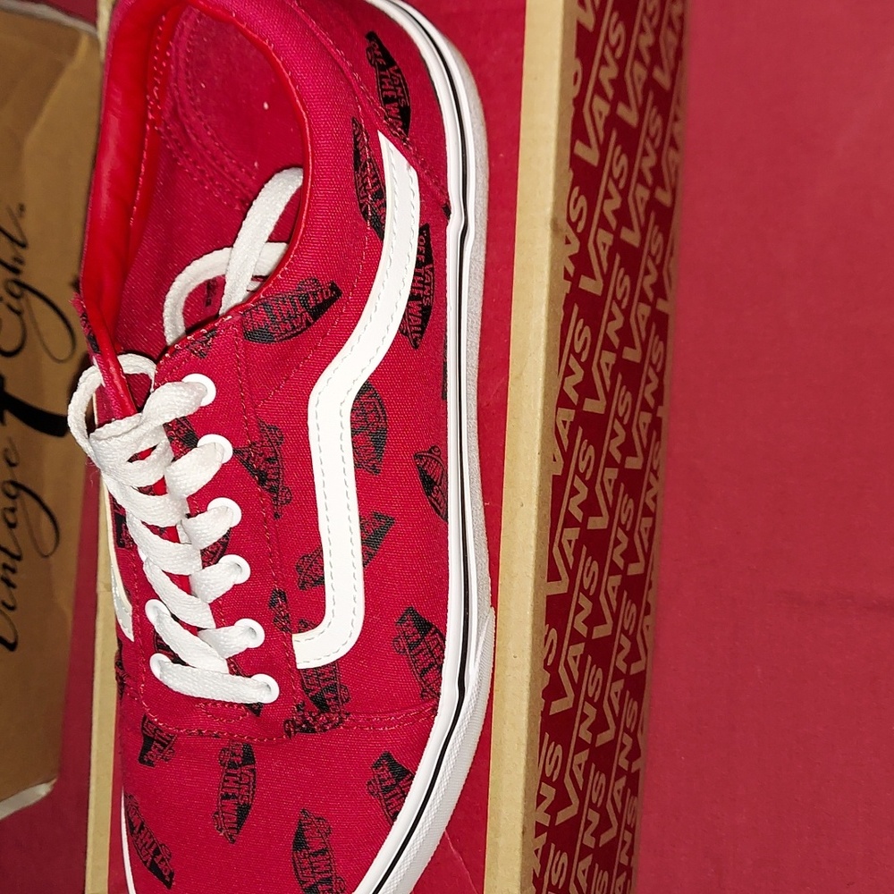 Vans Sneakers